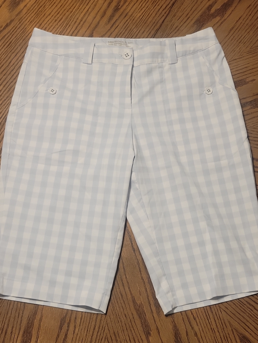 Woman's Nike Gold Performance White And Gray Checkered Shorts Size 6 (1060)